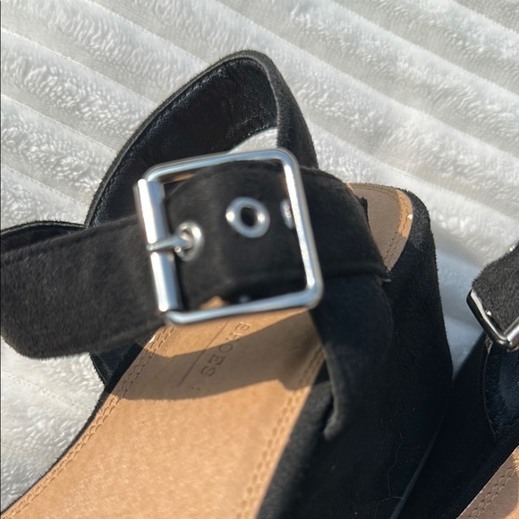 ASOS Black Suede Sandals with Wide Strap and Cushioned Sole - Picture 4 of 12